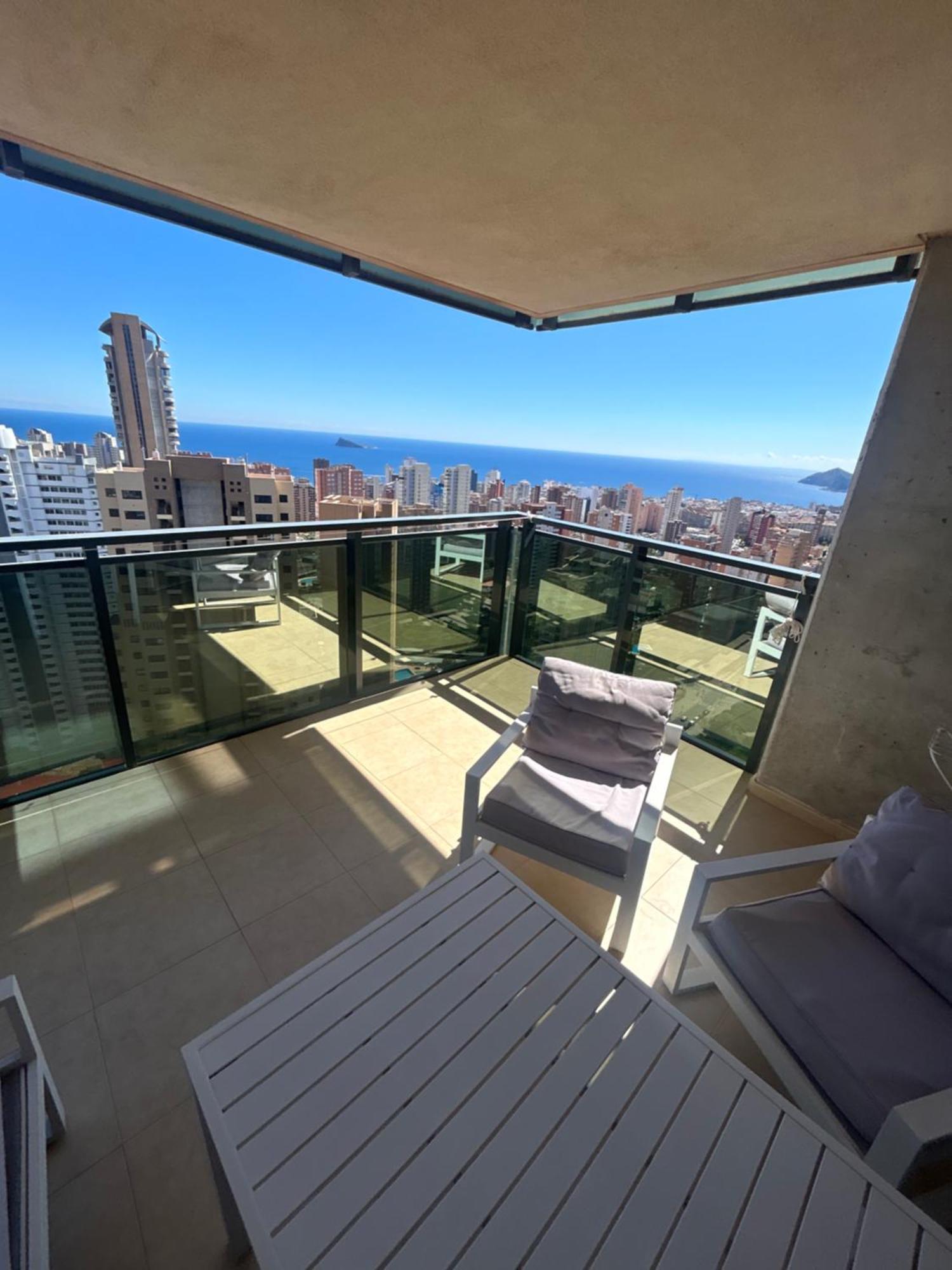Kronos Apartment Benidorm Bagian luar foto