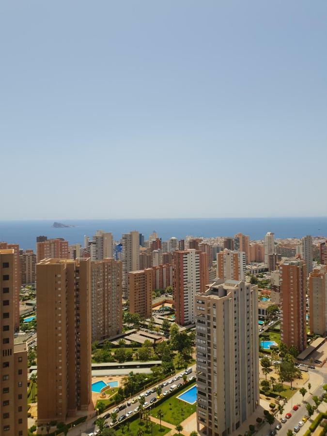 Kronos Apartment Benidorm Bagian luar foto